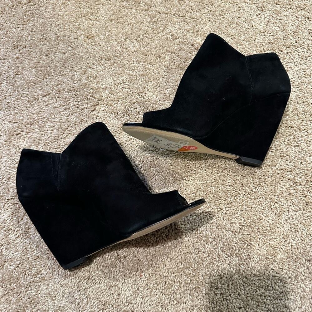 Joan & David Open Toe Wedged Heels NWT‎ Size 6 - Picture 3 of 7